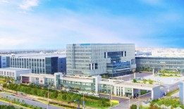 手机市场回暖、智能汽车放量，2024年欧菲光收入增长超21%|界面新闻