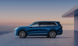 3年50万辆，为何深蓝汽车创下央企新能源转型高速度|界面新闻