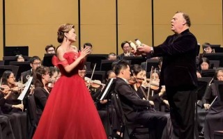 光明乳业探索文化新边界：老字号如何让“文化+品牌”同频共振|界面新闻