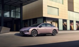 一周新车盘点 | 小鹏MONA M03增高阶智驾 长安UNI-Z动力小幅提升|界面新闻 · 汽车