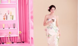 找孙颖莎做代言的国货美妆半亩花田距离成为头部还有多远？|界面新闻 · 时尚