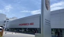 七折的卡宴能否挽救保时捷“腰斩”的在华销量？|界面新闻 · 汽车