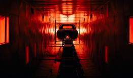 玛莎拉蒂传承百年匠心绘新篇，全新私享定制中心重新定义超豪华出行|界面新闻