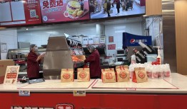 塔斯汀关店，加盟商为疯狂扩张买单|界面新闻