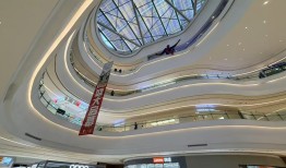 商业头条No.104 | 中海“抢食”商业地产|界面新闻 · 地产