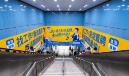 专访鱼泡直聘创始人周峰：离老大哥还差得远，但谁不想做第一？|界面新闻 · 科技