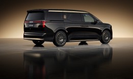 一周新车盘点 | 极氪009光辉增典藏版 蔚来萤火虫正式上市|界面新闻 · 汽车