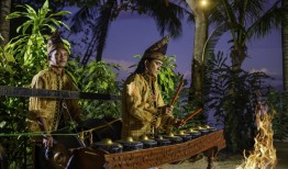 香港、曼谷文华东方酒店翻新，上海乐高乐园®度假区7月开园 | 一周旅行指南|界面新闻 · 旅行