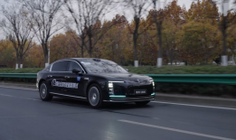 鸿蒙智行下场L3实测，助力行业从概念走向现实|界面新闻