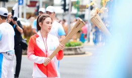 火炬手陈丹娜澳门站火炬传递 立白以“洁净之力”护航十五运会|界面新闻