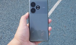 真我GT Neo6 SE体验：靠更亮的屏突围中端市场|界面新闻 · 科技