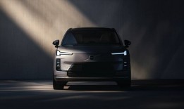 一周新车盘点 | 沃尔沃发布XC70混动车 比亚迪新增海狮07|界面新闻 · 汽车