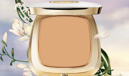 毛戈平新系列展现中式美，PRADA新气垫柔焦持妆｜是日美好事物|界面新闻 · 时尚