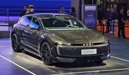 13款新车带你看上海车展最热车型｜2025上海车展|界面新闻 · 汽车