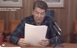 加拿大未及时撤下反美关税广告，特朗普威胁加征10%关税|界面新闻 · 天下