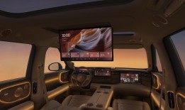 一周新车盘点 | 奔驰CLA EV正式上市 零跑Lafa5开启预售|界面新闻 · 汽车