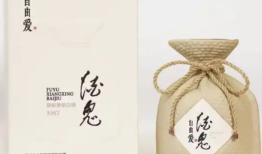 与胖东来联名白酒即将上市，酒鬼酒一度涨停|界面新闻