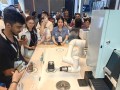 第138届广交会：服务机器人成“顶流”，已获中东、东南亚实际订单|界面新闻