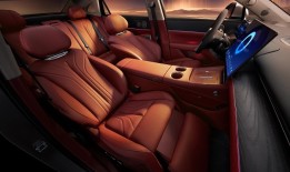 一周新车盘点 | 岚图追光L正式上市 坦克300增极地特别版 |界面新闻 · 汽车