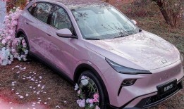 一周新车盘点 | 奥迪A6 Avant旅行车正式发布  一汽奔腾悦意03开启预售  |界面新闻 · 汽车