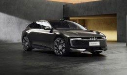 一周新车盘点 | 仰望U9赛道版首秀 上汽奥迪E5 Sportback正式上市|界面新闻 · 汽车