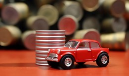 十大关键词回顾2025年中国汽车市场|界面新闻 · 汽车