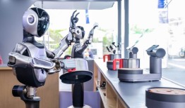 外滩大会首设创投路演：年轻AI创业者正聚焦垂直场景|界面新闻 · 科技