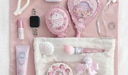 珀莱雅助推国货美妆花知晓出海|界面新闻 · 时尚