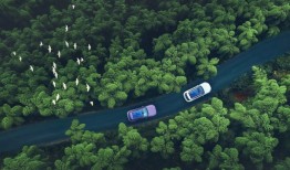 问界新M5 Ultra产品解析：高颜智能SUV如何定义20万级市场新标杆？|界面新闻