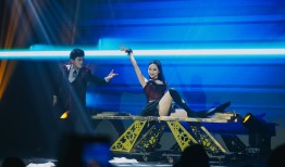 【专访】美高梅国际酒店集团中国区酒店总裁周锋：娱乐DNA构建奢华旅行新体验|界面新闻 · 旅行