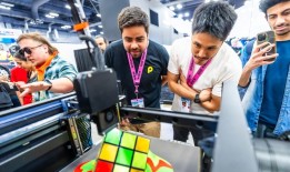 美国先锋科技节“西南偏南”致信2025外滩大会：期待一起让科技从宏大走向具体|界面新闻