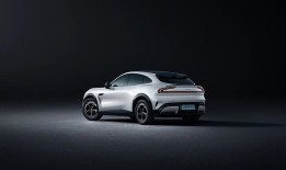 一周新车盘点 | 小米YU7正式上市 沃尔沃XC60外形微调|界面新闻 · 汽车