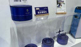 养老“黑科技”亮相消博会：从助眠到陪伴，扛起30公斤重物也不是问题|界面新闻