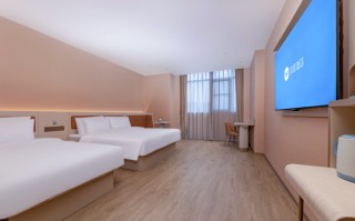 住出“高星”感，返乡人挤爆县城酒店|界面新闻 · 旅行