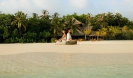 文华东方再拓巴黎版图，阿联酋航空推出快递服务 | 一周旅行指南|界面新闻 · 旅行