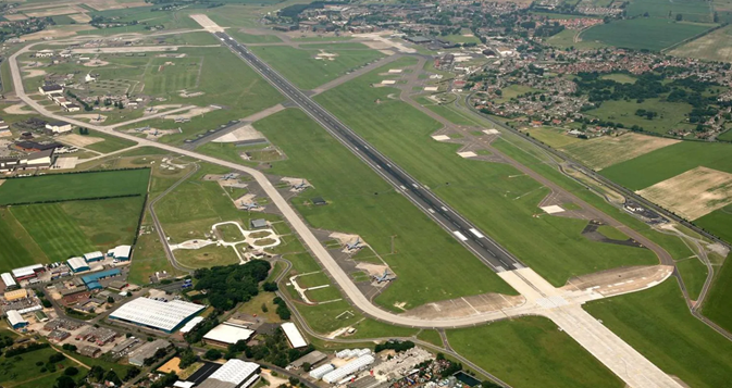 英媒：美空军证实，在三处驻英美军基地上空发现不明身份无人机-第1张图片-乐修号